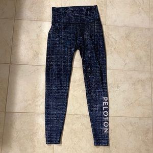 Stardust tweed peloton leggings size small